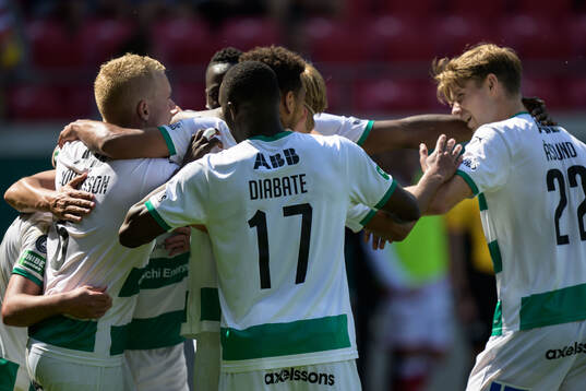 Västerås Mattéo Alrich Mawulé Ahlinvi jublar