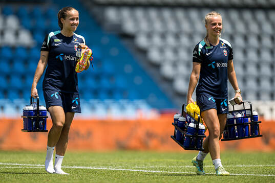 Guro Reiten and Emilie Woldvik of the Norwegian women's