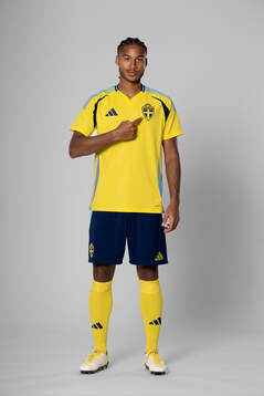 Jens Cajuste of the Swedish national football team poses