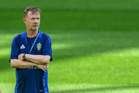 Head coach Peter Gerhardsson of the Swedish women's