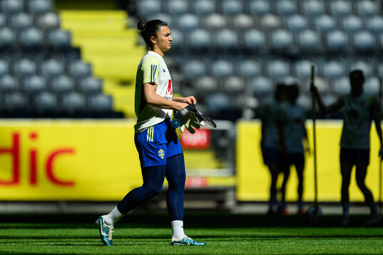goalkeeper Zecira Musovic of the Swedish women's national