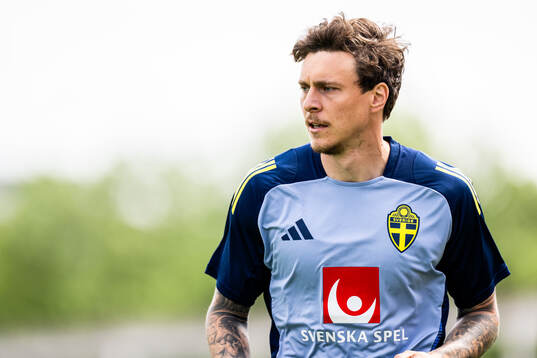 Victor Nilsson Lindelöf of the Swedish men's national
