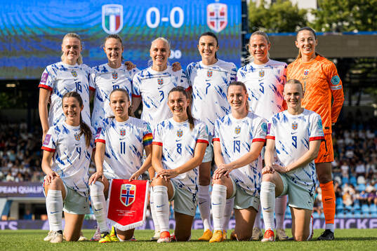 The starting eleven of Norway, from the top left; Mathilde