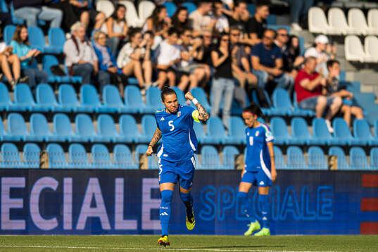 Elena Linari of Italy celebrates