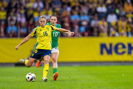 Filippa Angeldal of Sweden and Jessica Ziu of Republic of