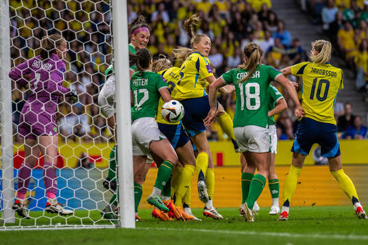 Magdalena Eriksson of Sweden scores 1-0
