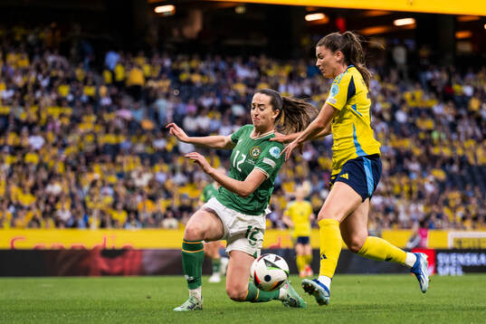 Anna Patten of Republic of Ireland and Johanna Rytting