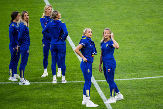 Ellen Wangerheim and Hanna Glas of Sweden