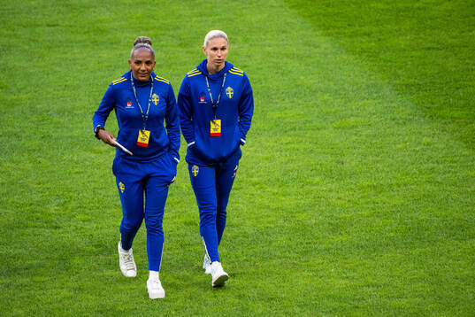 Madelen Janogy and Jonna Andersson of Sweden