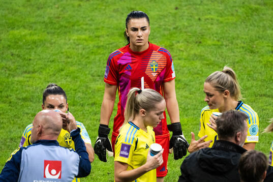 Goalkeeper Zecira Musovic of Sweden