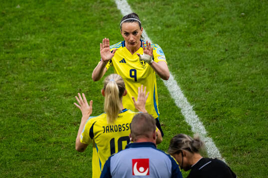 Kosovare Asllani of Sweden is substituted off for Sofia