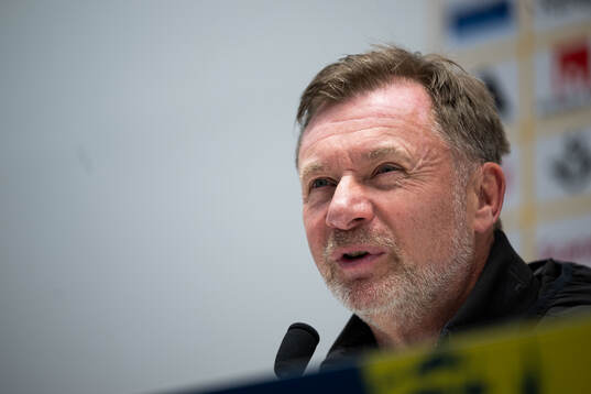 Head coach Peter Gerhardsson of Sweden
