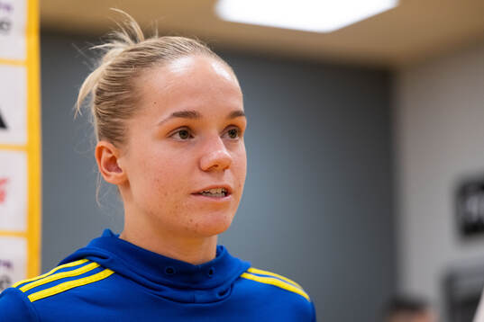 Hanna Lundkvist of Sweden in mixed zone
