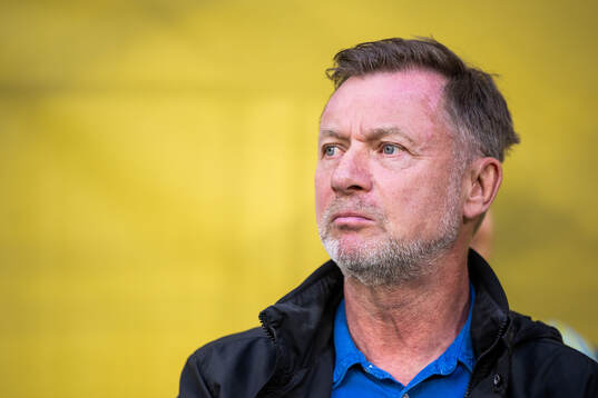 Head coach Peter Gerhardsson of Sweden
