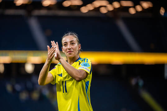 Rosa Kafaji of Sweden celebrates