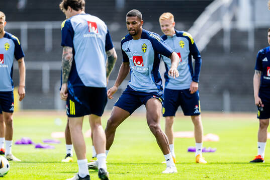 Isak Hien of the Swedish men's national football team