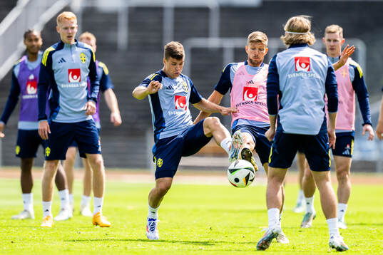 Samuel Dahl and Anton Salétros of the Swedish men's