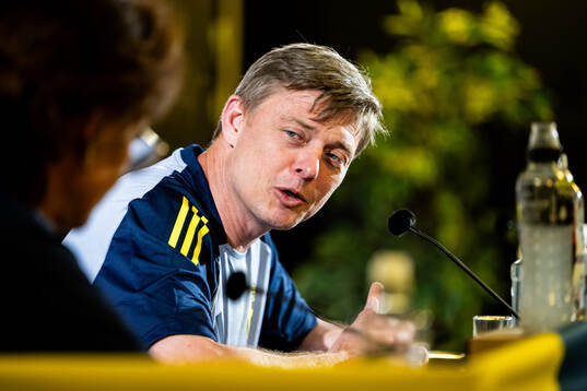 Head coach Jon Dahl Tomasson of the Swedish national