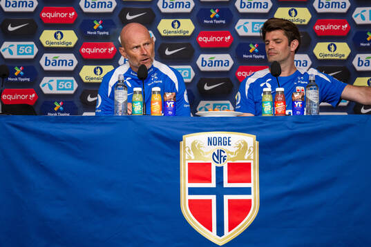 Ståle Solbakken, head coach, and Morten Morisbak