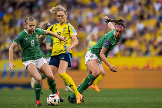 Ruesha Littlejohn and Caitlin Hayes of Republic of Ireland