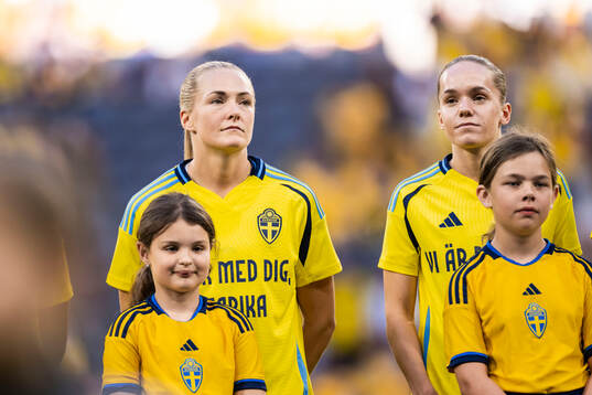 Magdalena Eriksson and Hanna Lundkvist of Sweden