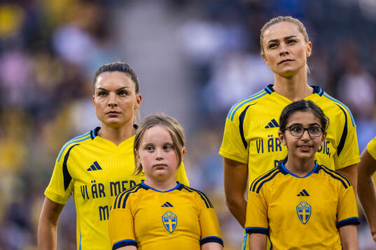 Johanna Rytting Kaneryd and Fridolina Rolfö of Sweden