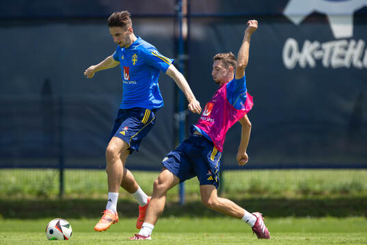 Noah Eile and Jonas Jakob Rouhi of the Swedish under-21