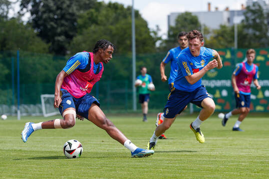 Amar Ahmed Fatah and Noah Persson of the Swedish under-21