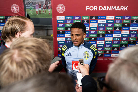 Niclas Eliasson of Sweden in mixed zone