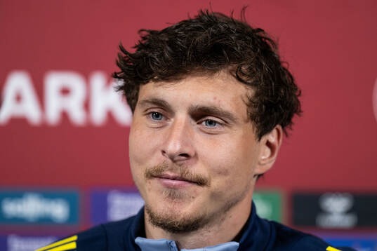 Victor Nilsson Lindelöf of Sweden in mixed zone