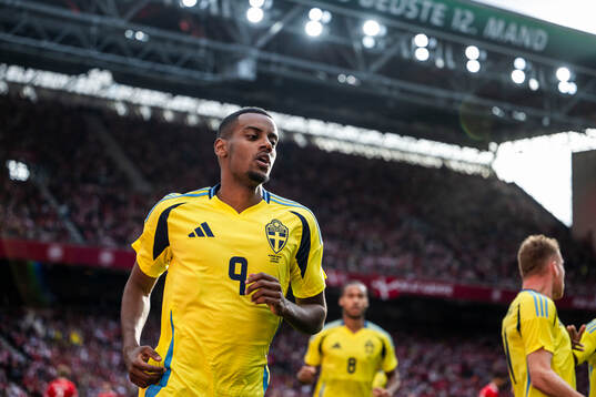 Alexander Isak of Sweden celebrates