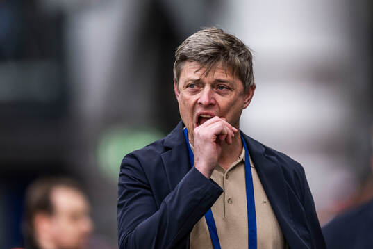 Head coach Jon Dahl Tomasson of Sweden