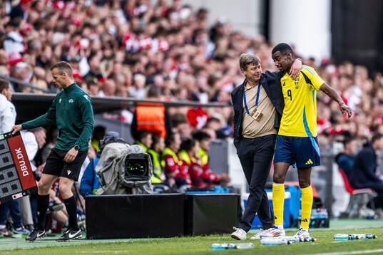 Head coach Jon Dahl Tomasson Alexander Isak of Sweden
