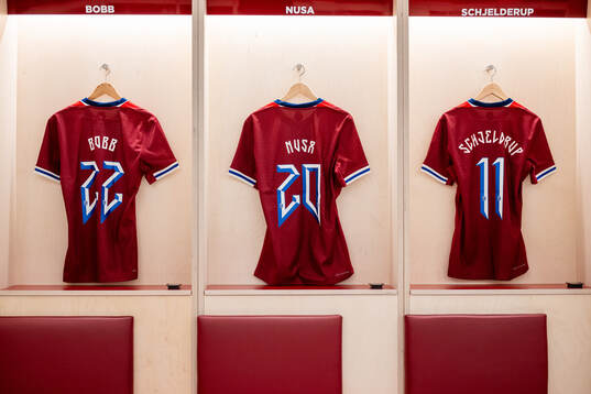 The kits of Oscar Bobb, Antonio Nusa and Andreas