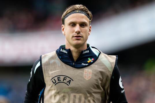Erik Botheim of Norway warms-up