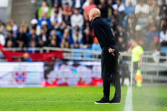 Head coach Ståle Solbakken of Norway