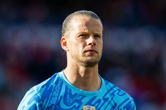Goalkeeper Ørjan Håskjold Nyland of Norway line up