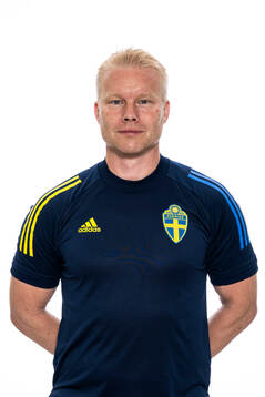 Bläddra bland fler bilder av Fotboll, P17, Sverige, Porträtt 