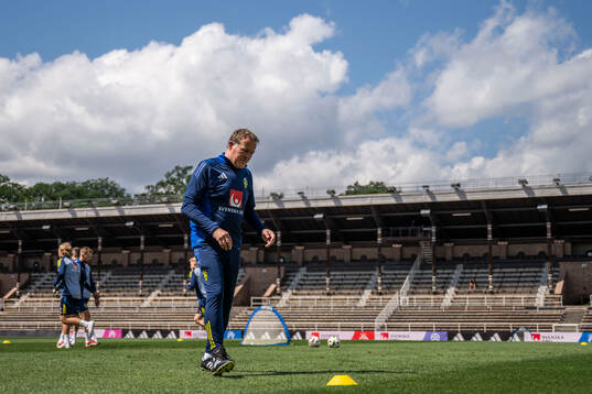 Assistant coach Remy Reijnierse of the Swedish men's