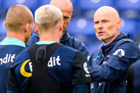 Head coach Ståle Solbakken of the Norwegian national