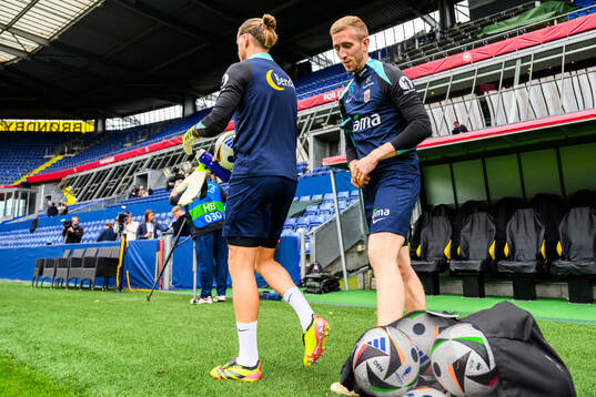 Goalkeeper Ørjan Håskjold Nyland and goalkeeper Egil