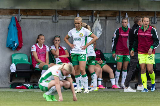 Bläddra bland fler bilder av Fotboll, Damallsvenskan, Hammarby - Växjö DFF