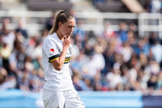 AIKs Jennie Nordin deppar