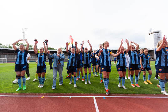 Bläddra bland fler bilder av Fotboll, Damallsvenskan, Djurgården - AIK