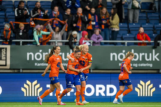 Agata Drozdzik of AaFK Fortuna celebrates