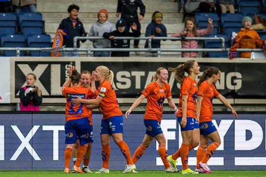 Laura Gashi of AaFK Fortuna celebrates