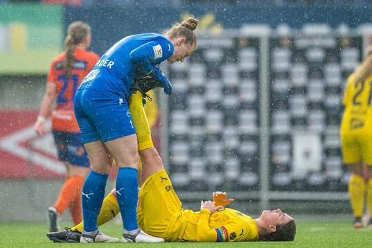 Aubrei Elizabeth Corder and Lærke Hammer of Bodø/Glimt