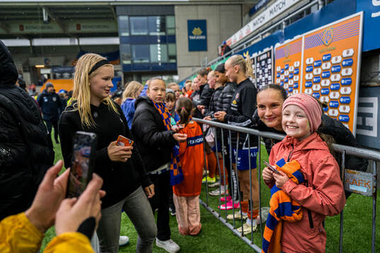 Maria Herdel Pedersen of AaFK Fortuna taking a picture with