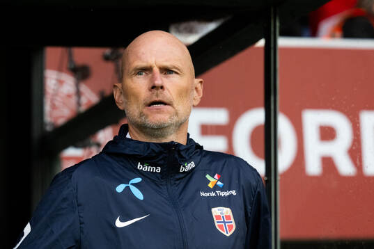 Head coach Ståle Solbakken of Norway