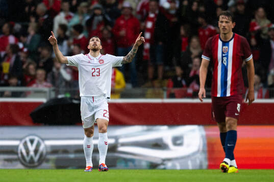Pierre-Emilie Højbjerg of Denmark celebrates